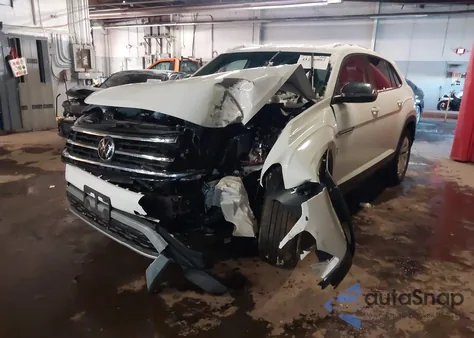 2022 Volkswagen Atlas Cross Sport 3.6L V6 Se W/Technology z USA, uszkodzony, nr VIN 1V2KE2CA1NC205809